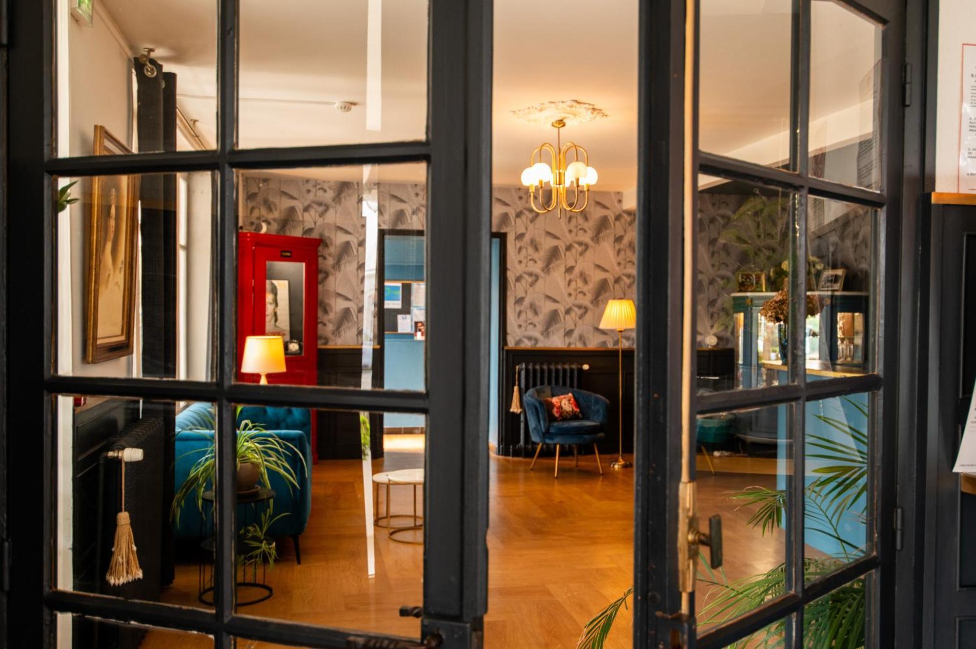 The Originals Boutique, Hotel Victoria, Шатлайон-Плаж Екстер'єр фото