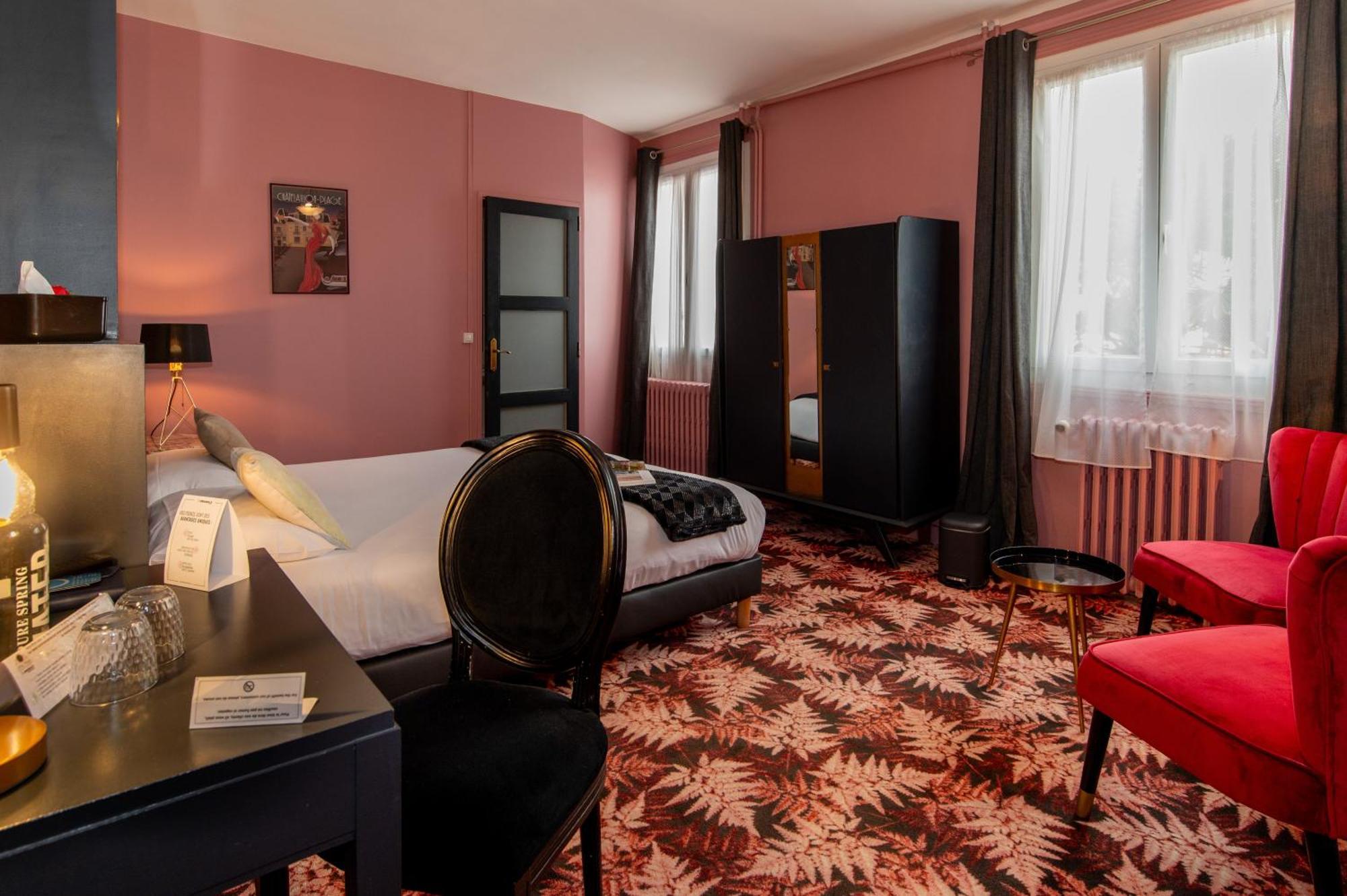 The Originals Boutique, Hotel Victoria, Шатлайон-Плаж Екстер'єр фото